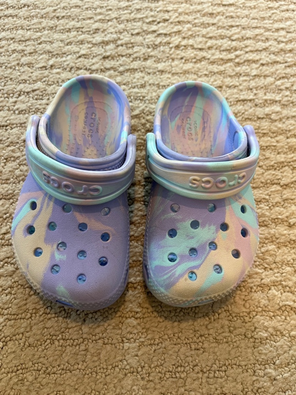 CROCS Kids Marbled Pastel Clog in Purple and Blue